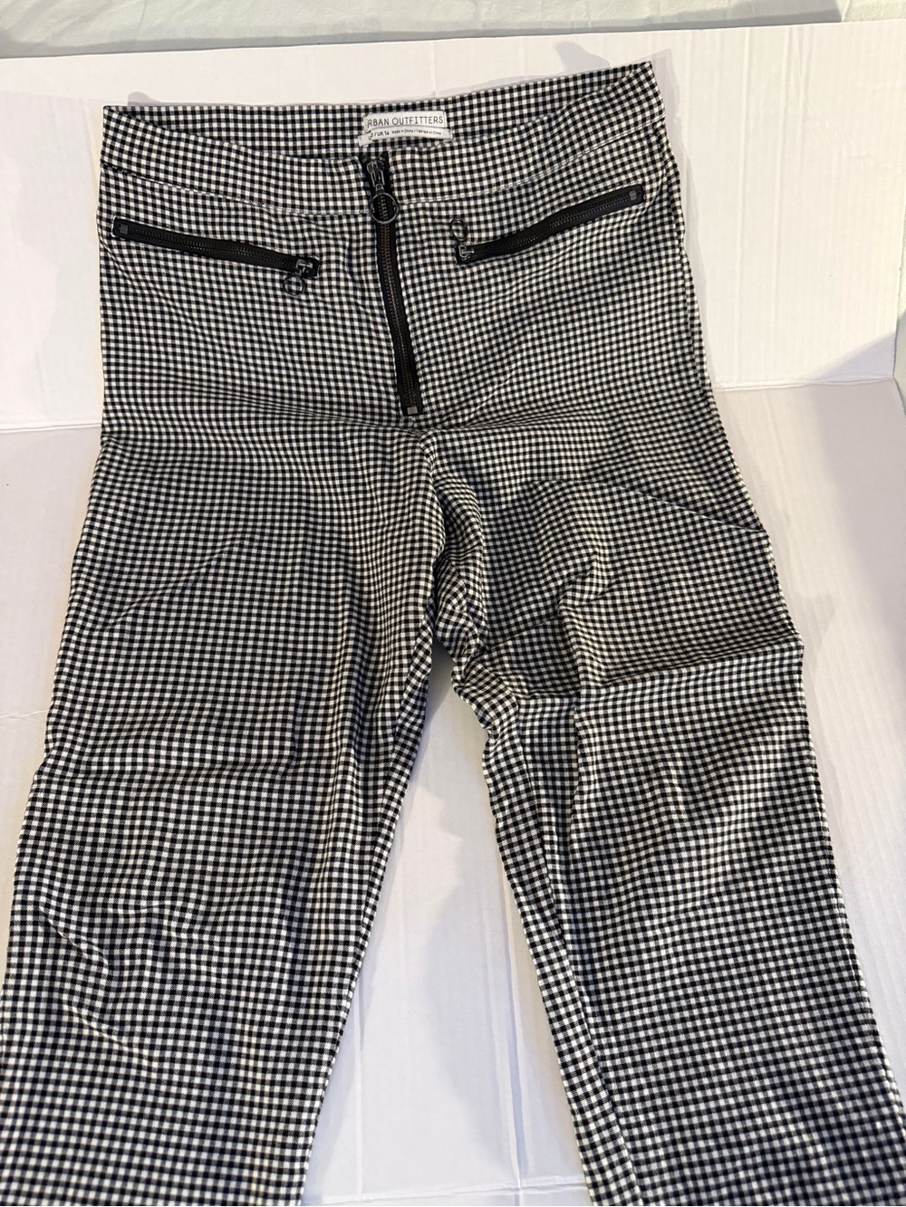 #231 Urban Outfitters Black & White Gingham Stretch Women’s Pants